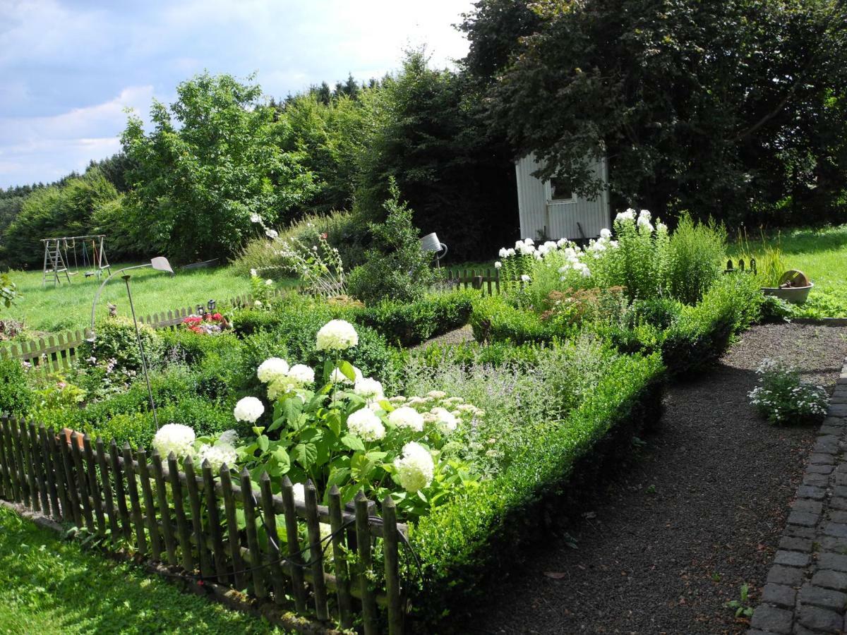 Villa Luzia Meuspath Eksteriør bilde